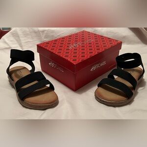 Black Strappy Sandals Girls size 10 Summer by Hot Cakes